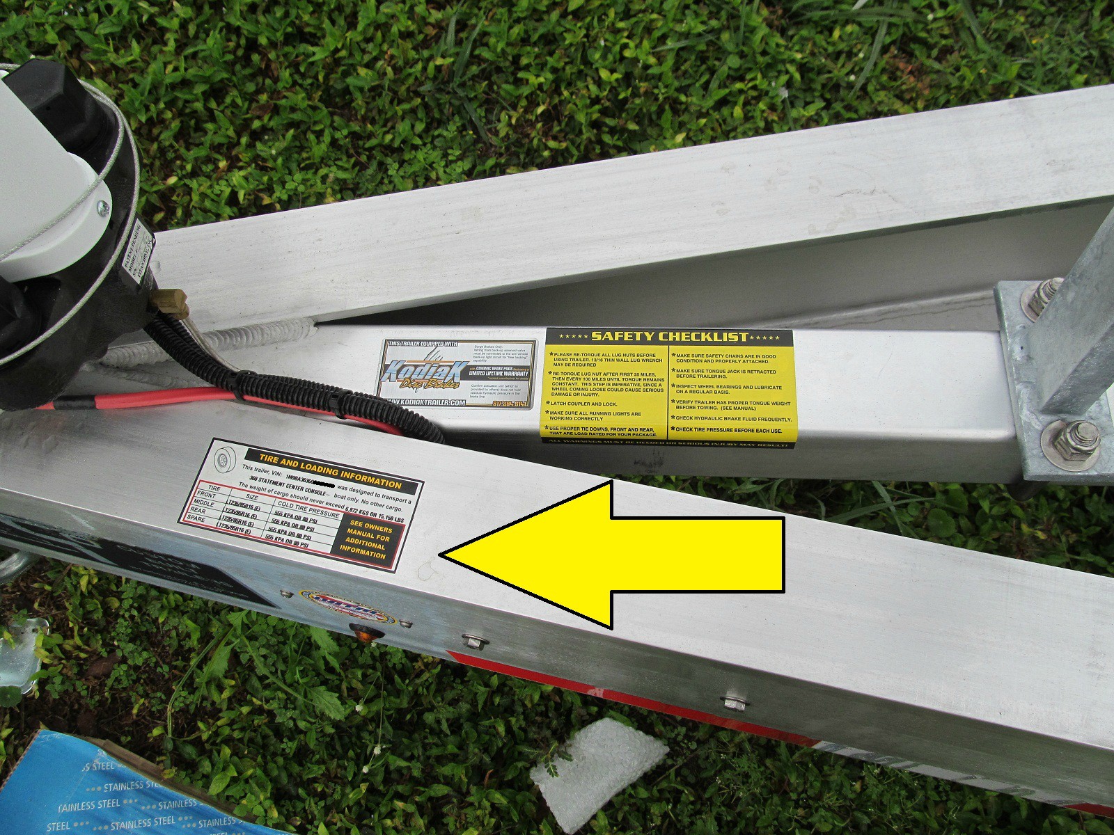 How to replace boat trailer leaf springs