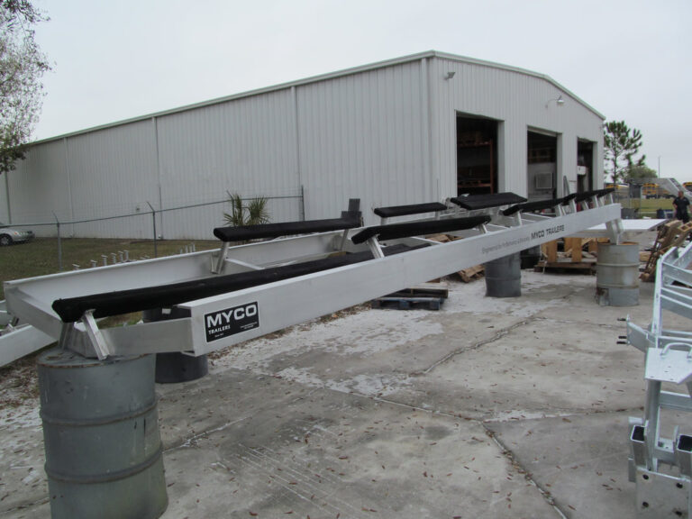 MYCO Trailers Lift Cradle Vee Bottom